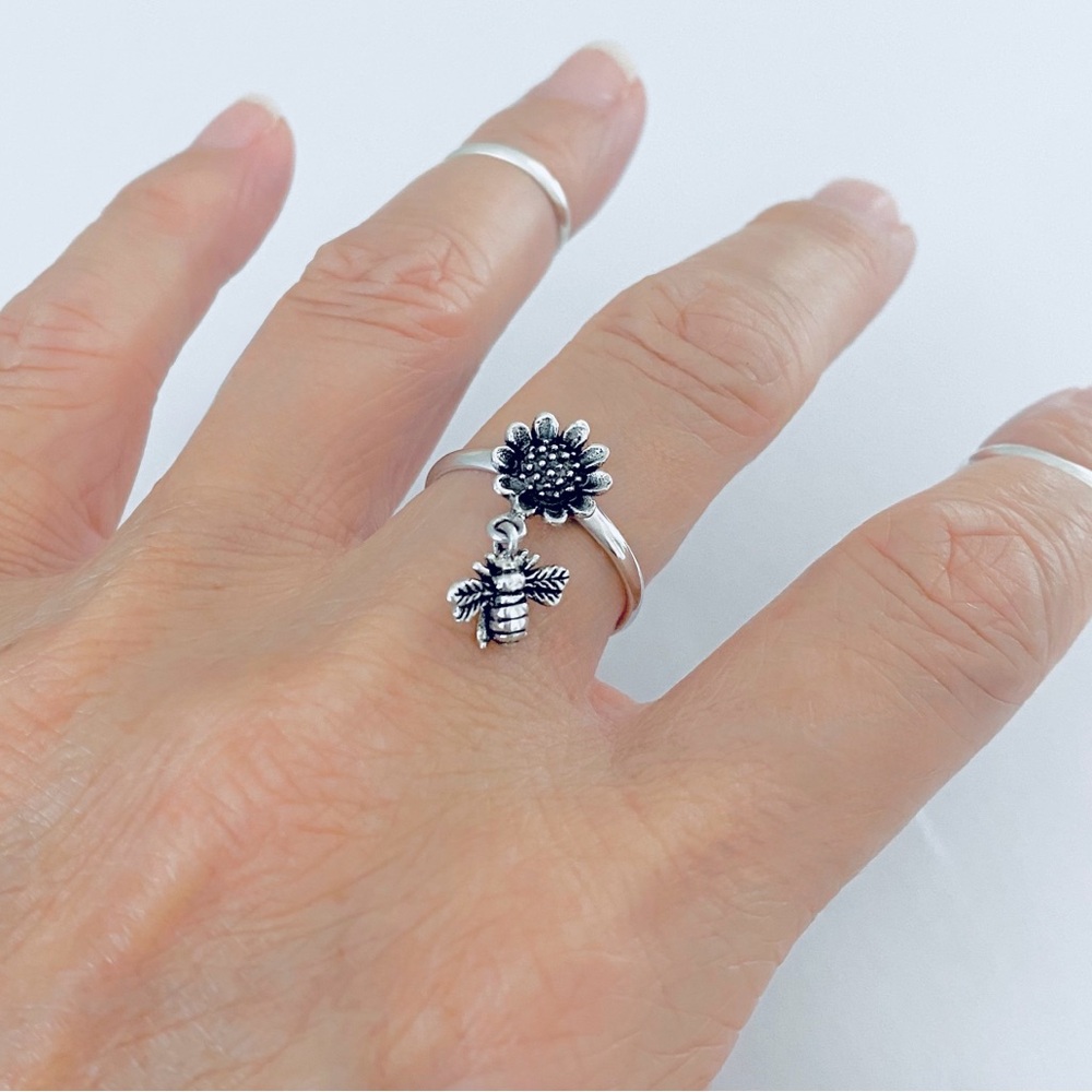 Silver Sunflower And Dangle Bumblebee Ring, Flowe… - image 7